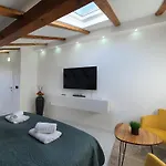 Gandi Apartment Bihac